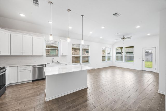 15110 Wild Gully Way, Conroe, TX 77302