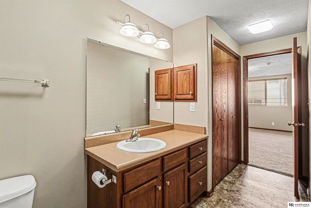 3048 Gallinas Drive, Lincoln, NE 68516