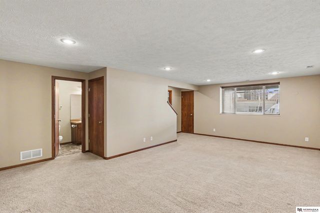 3048 Gallinas Drive, Lincoln, NE 68516