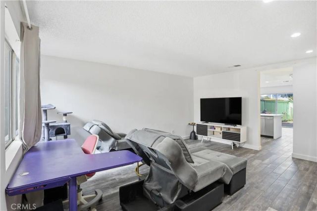 952 Pinyon Court, Ontario, CA 91762