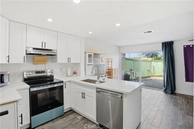 952 Pinyon Court, Ontario, CA 91762