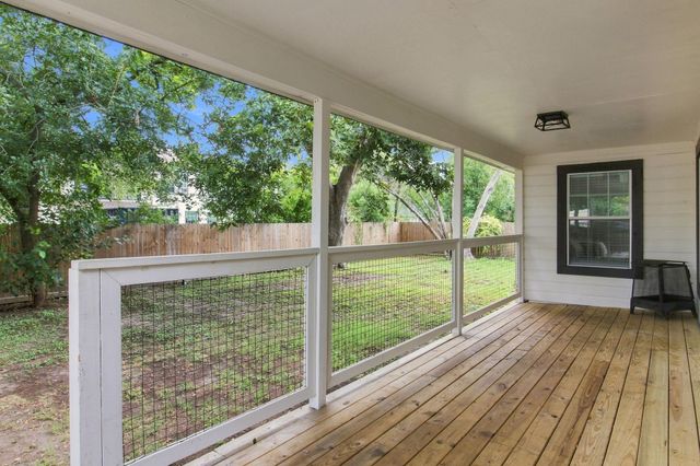 500 Ruth Street, Baytown, TX 77520