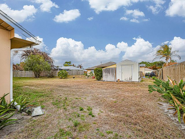 5503 Eagle Drive, Fort Pierce, FL 34951