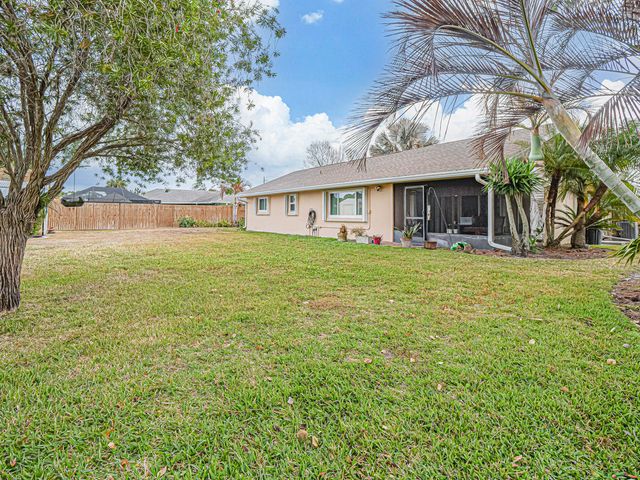 5503 Eagle Drive, Fort Pierce, FL 34951