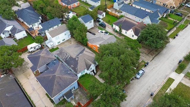 1511 Scharpe Street 2, Houston, TX 77023