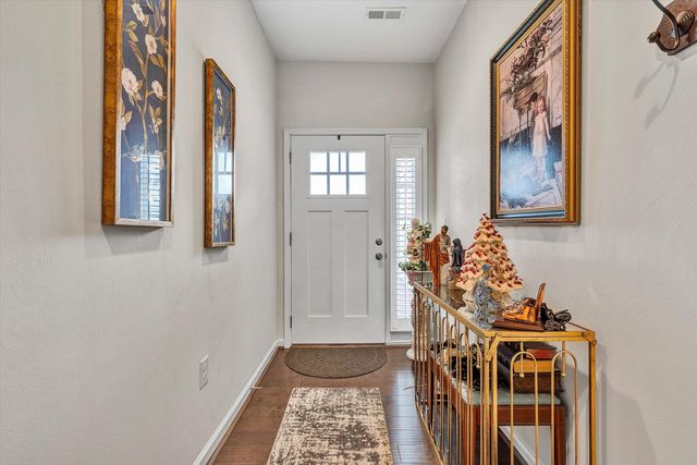 22 Carrington CT, Roanoke, VA 24019
