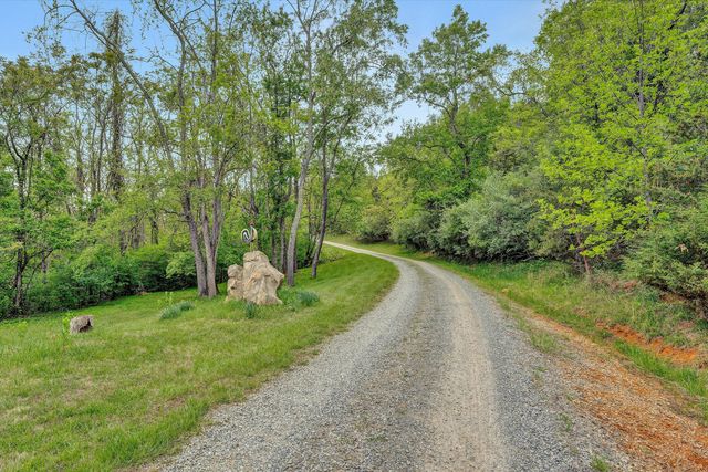 3281 Springwood RD, Fincastle, VA 24090