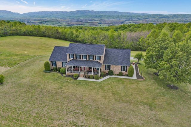 3281 Springwood RD, Fincastle, VA 24090