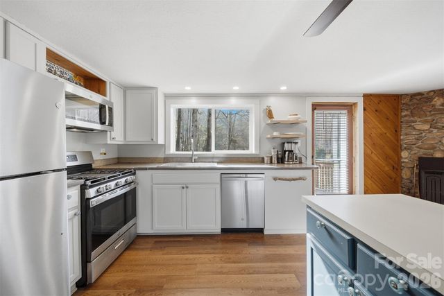 7495 Laurel Street, Collettsville, NC 28611