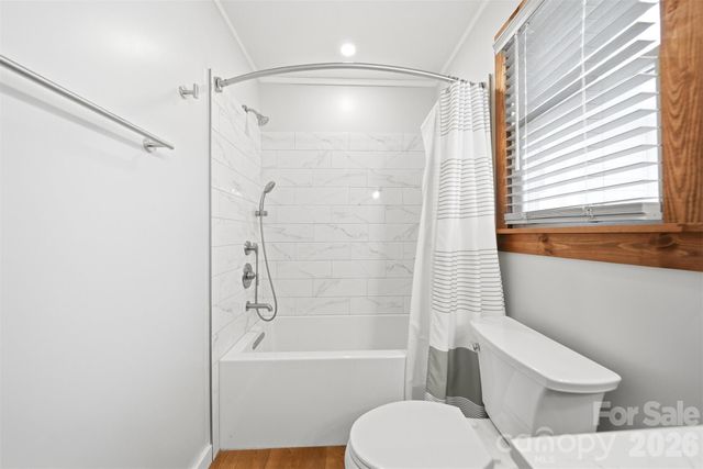7495 Laurel Street, Collettsville, NC 28611