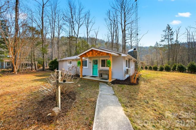 7495 Laurel Street, Collettsville, NC 28611