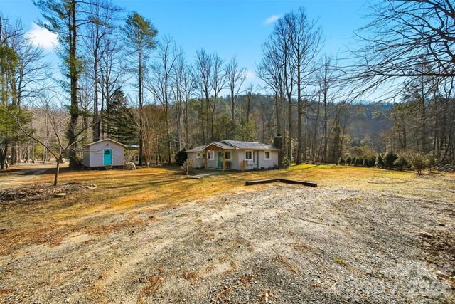 7495 Laurel Street, Collettsville, NC 28611