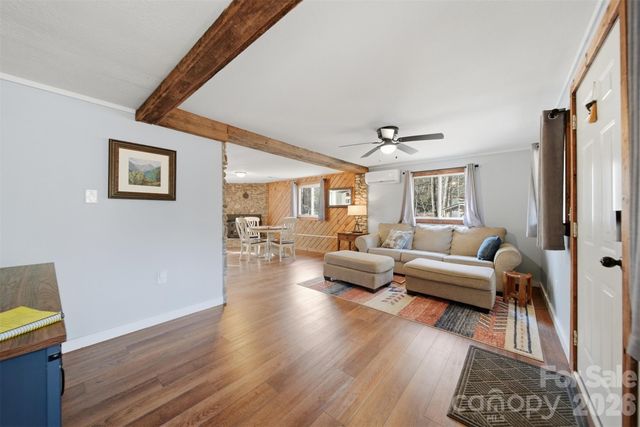 7495 Laurel Street, Collettsville, NC 28611