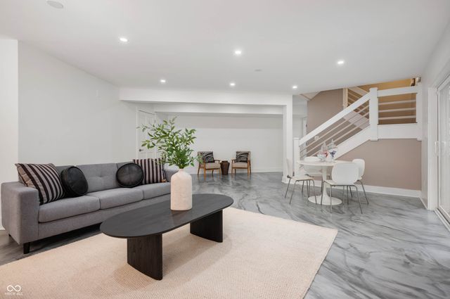 10919 Running Tide Court, Indianapolis, IN 46236