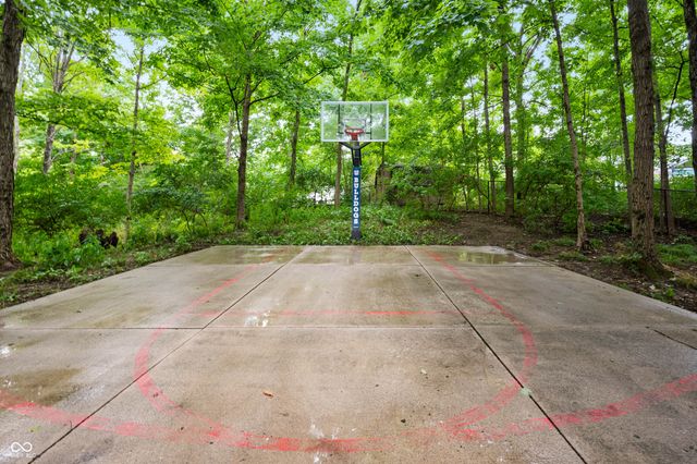 10919 Running Tide Court, Indianapolis, IN 46236