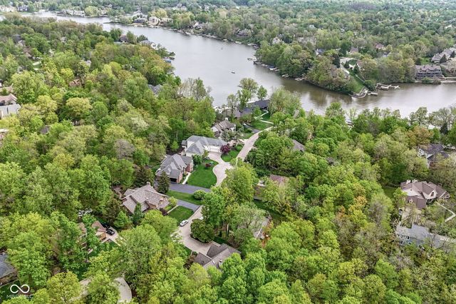 10919 Running Tide Court, Indianapolis, IN 46236