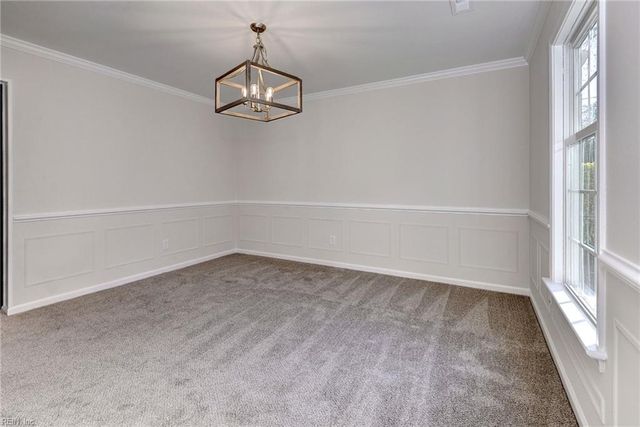 111 Lakeview DR, Yorktown, VA 23692