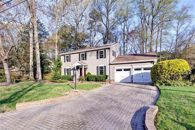 111 Lakeview DR, Yorktown, VA 23692