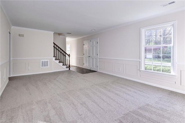 111 Lakeview DR, Yorktown, VA 23692