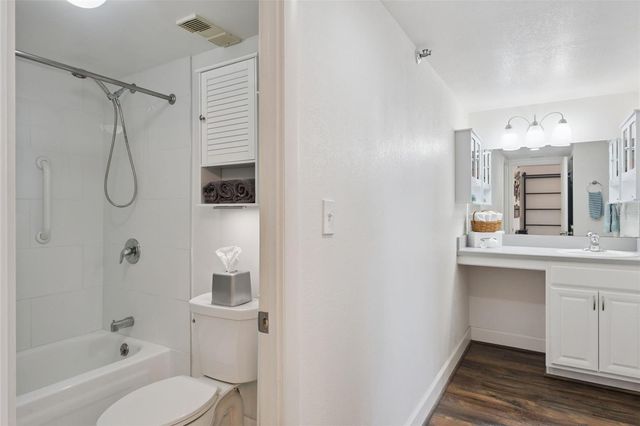 400 E COLONIAL DRIVE 608, Orlando, FL 32803