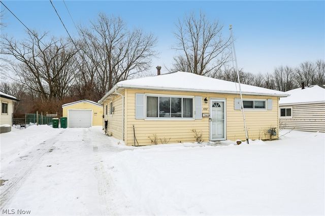 4747 Willowbrook Drive, Mentor, OH 44060