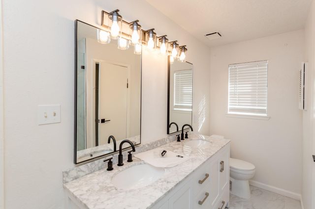 5115 Beaverhollow Drive, Houston, TX 77084