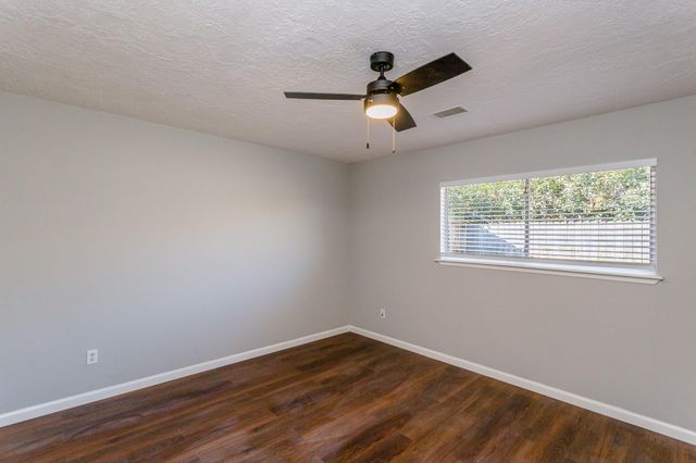 5115 Beaverhollow Drive, Houston, TX 77084