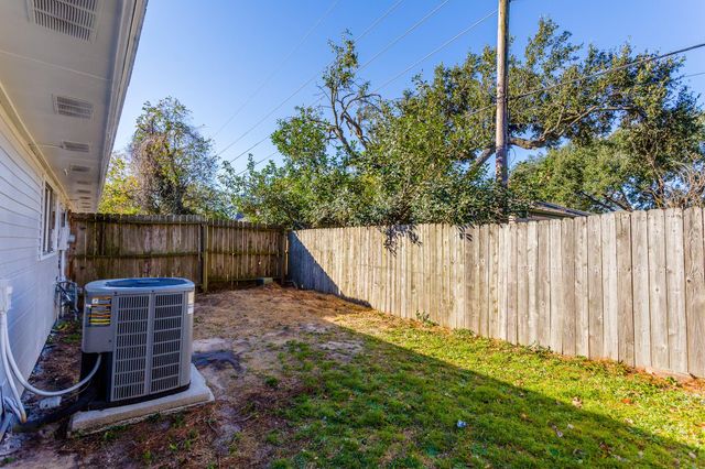 5115 Beaverhollow Drive, Houston, TX 77084