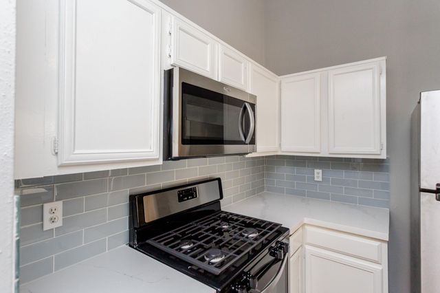 5115 Beaverhollow Drive, Houston, TX 77084