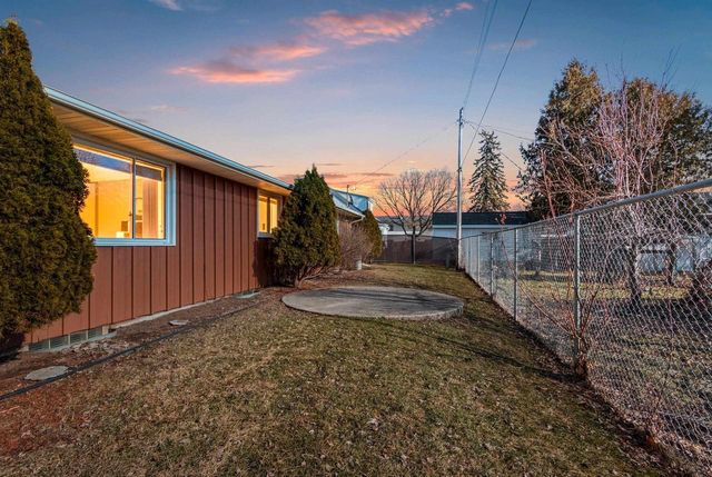 1491 SHAWANO AVENUE, Green Bay, WI 54303