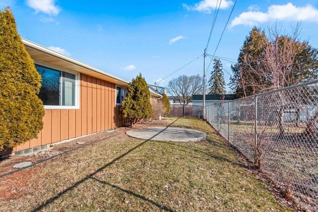 1491 SHAWANO AVENUE, Green Bay, WI 54303