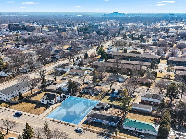 1491 SHAWANO AVENUE, Green Bay, WI 54303