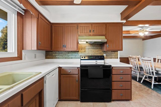 1491 SHAWANO AVENUE, Green Bay, WI 54303