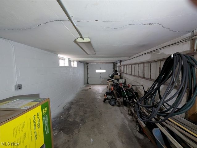 24500 Westwood Road, Westlake, OH 44145