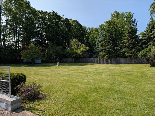 24500 Westwood Road, Westlake, OH 44145