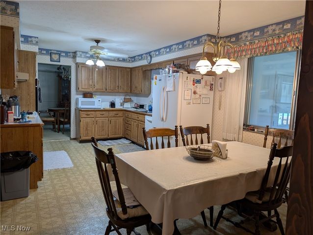 24500 Westwood Road, Westlake, OH 44145