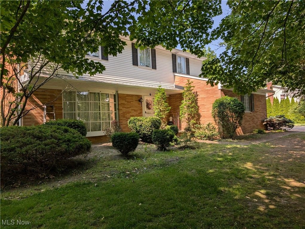 24500 Westwood Road, Westlake, OH 44145