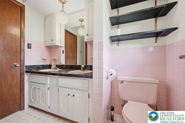 1560 1st Street, Bethlehem Twp, PA 18020