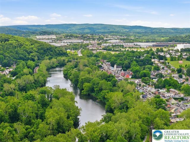 1560 1st Street, Bethlehem Twp, PA 18020
