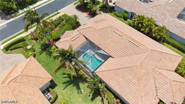 955 Tivoli CT, Naples, FL 34104