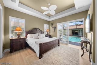 955 Tivoli CT, Naples, FL 34104