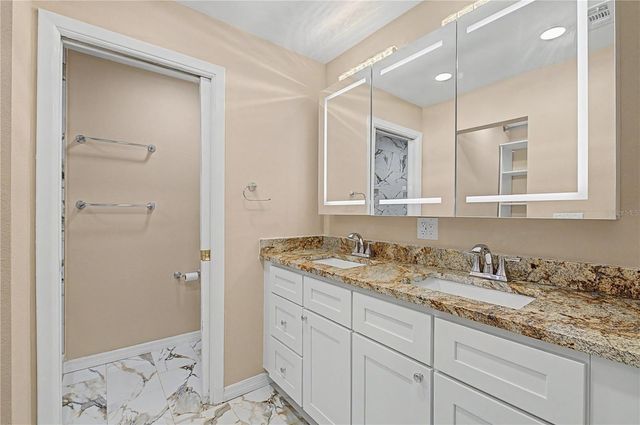1302 GOLFVIEW DRIVE, Tarpon Springs, FL 34689