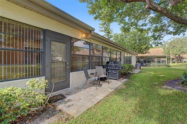 1302 GOLFVIEW DRIVE, Tarpon Springs, FL 34689