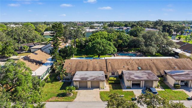 1302 GOLFVIEW DRIVE, Tarpon Springs, FL 34689