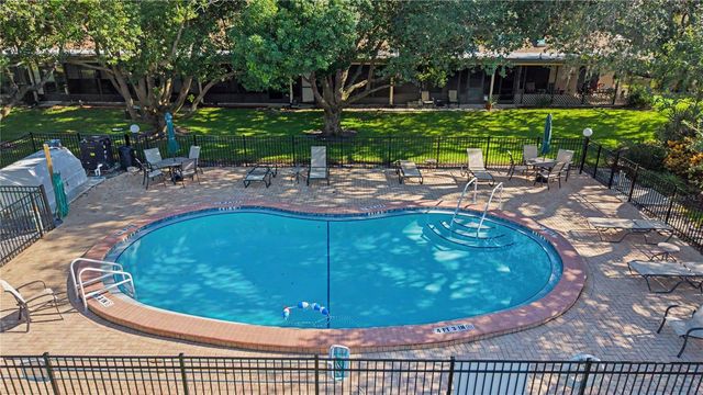 1302 GOLFVIEW DRIVE, Tarpon Springs, FL 34689