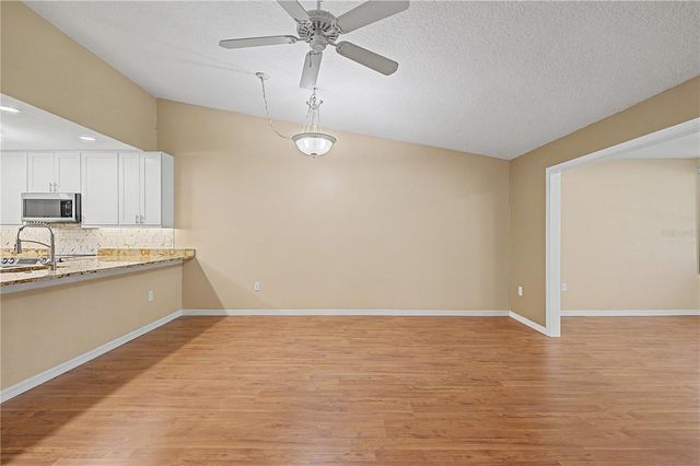 1302 GOLFVIEW DRIVE, Tarpon Springs, FL 34689