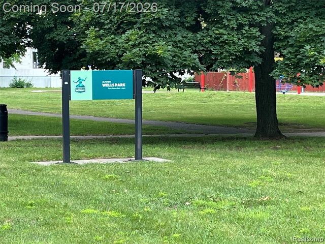 20206 Griggs Street, Detroit, MI 48221