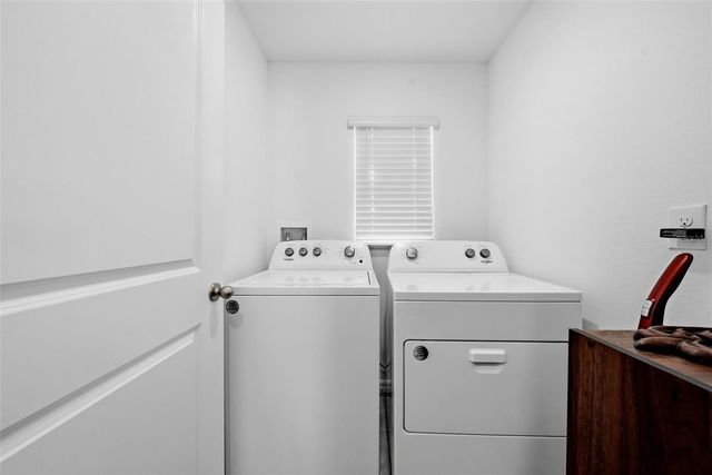 37396 SHARKS EYE LANE, Zephyrhills, FL 33541