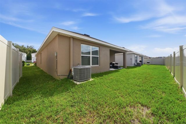 37396 SHARKS EYE LANE, Zephyrhills, FL 33541