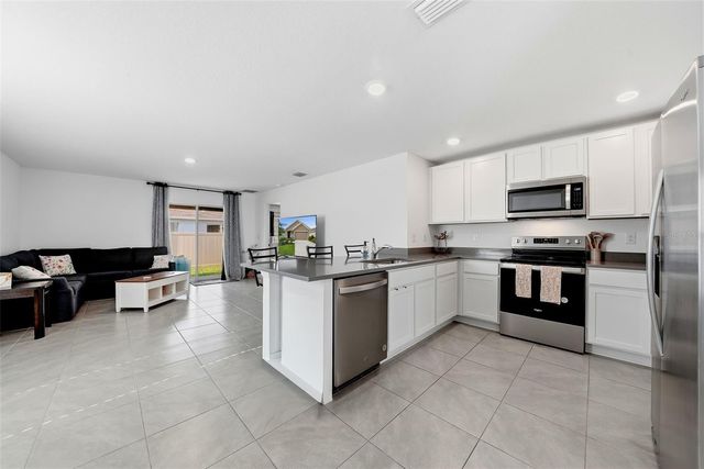 37396 SHARKS EYE LANE, Zephyrhills, FL 33541